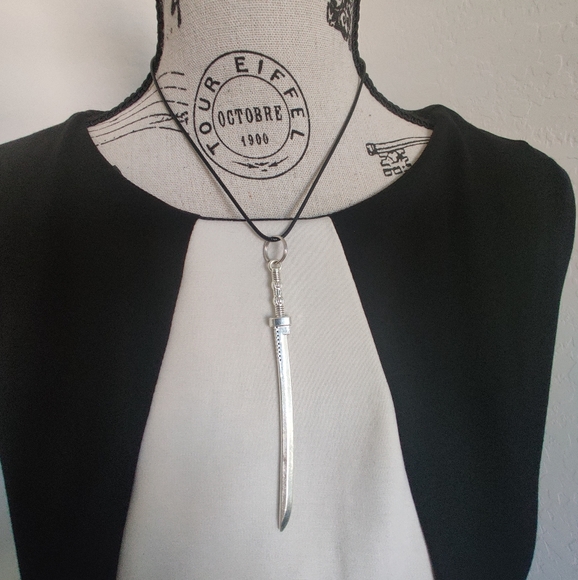 🆕 Handmade Katana Sword Necklace and Earrings Set - Picture 5 of 6
